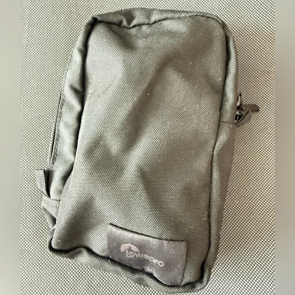 Lowepro Small Compact Canvas Camera Bag Belt Loop Zipper Front Pocket